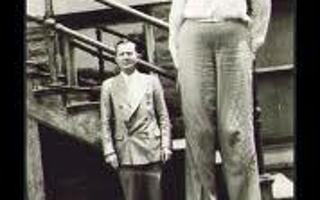 The Man Who Was 10 Feet Tall