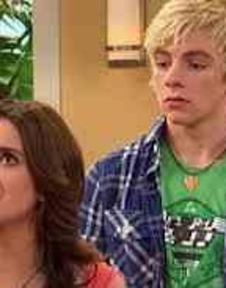 AUSTIN AND ALLY LOVE STORY