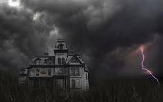 the haunted house (1)