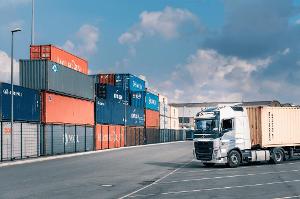 Shipping Container Transport in Melbourne: Efficient Logistics Solutions