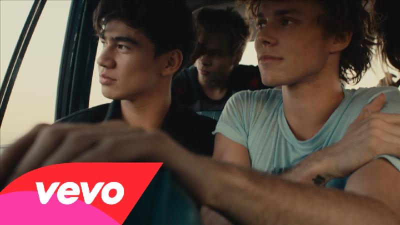 5 Seconds Of Summer - Amnesia