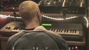 EMINEM PLAYING THE GUITAR & PIANO (BARRY MANILOW)