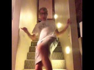 How to dance up the stairs in style ?? fail vine by Colt Paulsen...