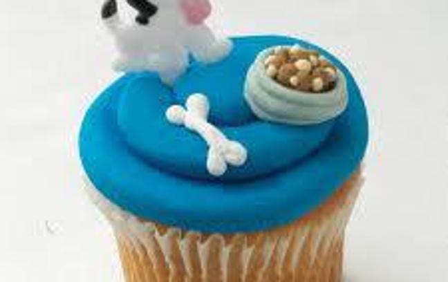 What do you think of this little cupcake? I think it is very cute. What about you?