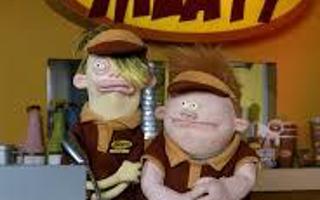 Who remembers Mr.meaty? I don't remember much about this show but all I remember is they're puppets that work at a mall I think, they were on Nickelodeon and in one episode one of the guys had a tapeworm inside of him.