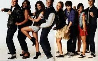 WHICH IS YOUR FAVOURITE GLEE CLUB MEMBER L LOVE GLEE AND L HOPE YOU ALL ENJOY IT.