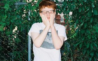 How many of you guys like Cavetown? I love cavetown personally my boi Robin is a bean he deserves love his songs are amazing and I just wanted to know if you like cavetown because its 1 in the morning and I'm curious 1 in the morning thoughts am I right?