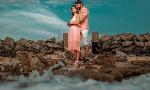 What are some popular locations for outdoor pre-wedding photoshoots?