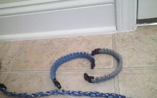 does anyone here on qfeats make para cord bracelets besides me? I've been making para cord bracelets since a month and I don't see very many people that wear them