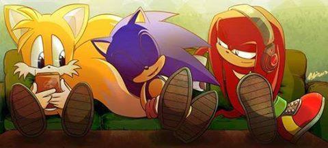 KNUCKLES!!! YOU STOLE MY HEADPHONES!!! DX