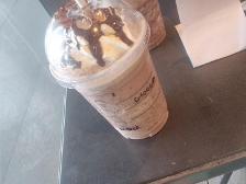 Drinkin Starbucks my cousin Georgia gave me ✽✽