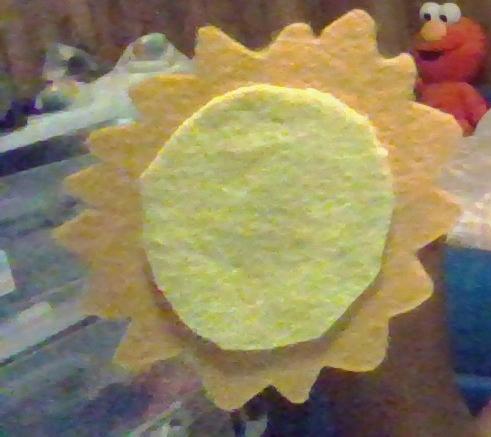 kinda mad it looks like a flower T-T (ignore Elmo photo bombing 🙄)