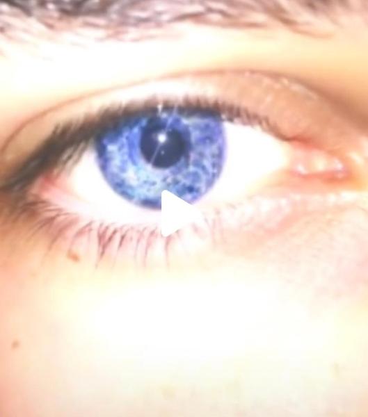 colby brock eye color