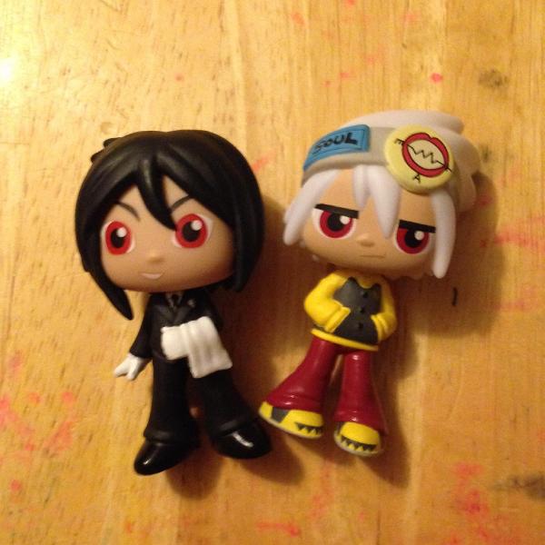 I went to the store and found these. Bassy and Soul! :DD