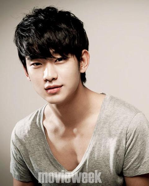 LET'S ALL ADMIRE THIS PICTURE OF KIM SOOHYUN WHILE WE CONTEMPLATE HOW ROYALLY FUUCKED WE ARE